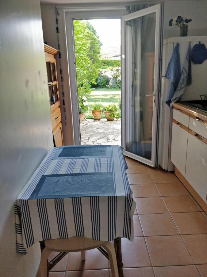 T1 Ou T2 Dans Villa Avec Jardin Proche Biarritz Anglet Exterior photo